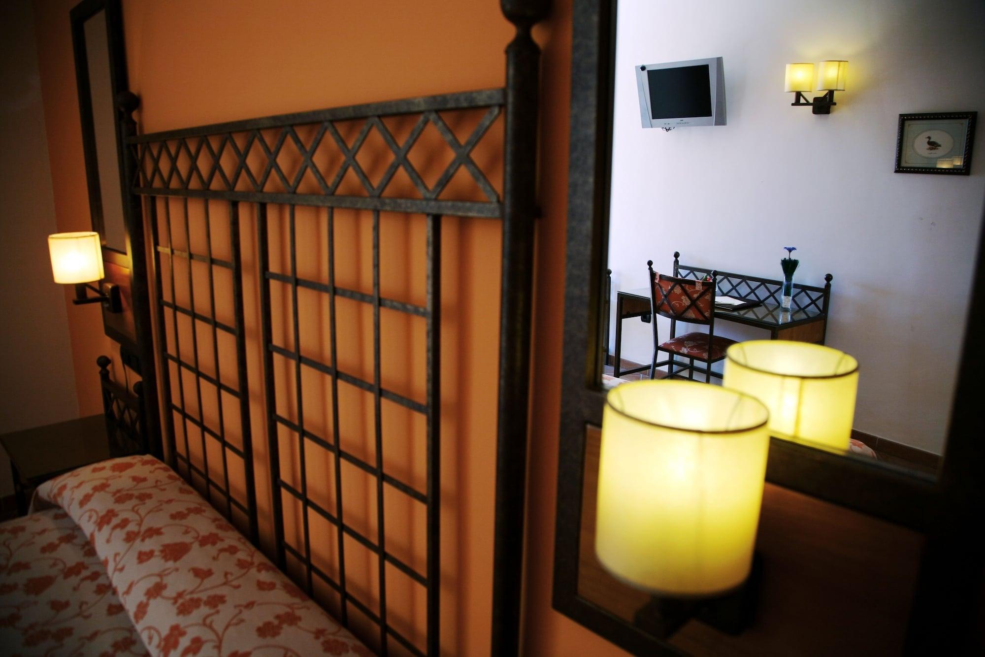 Ele Santabarbara Hotell Castilleja de la Cuesta Eksteriør bilde