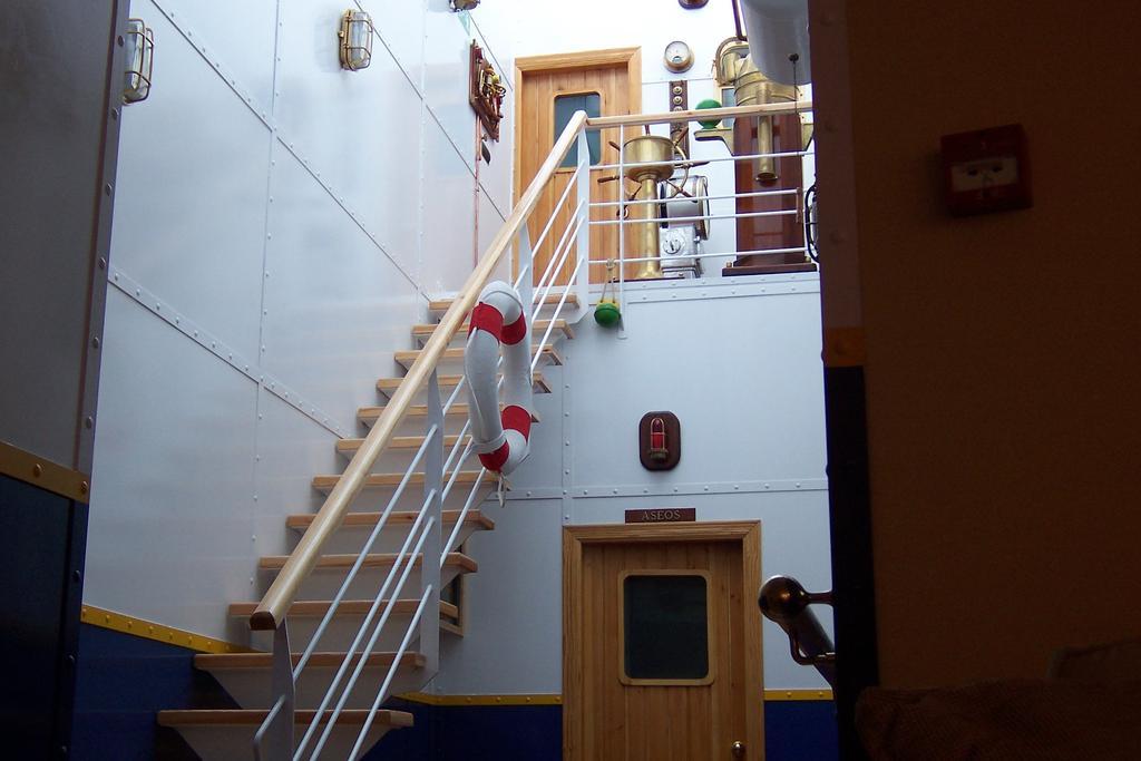 Ele Santabarbara Hotell Castilleja de la Cuesta Eksteriør bilde